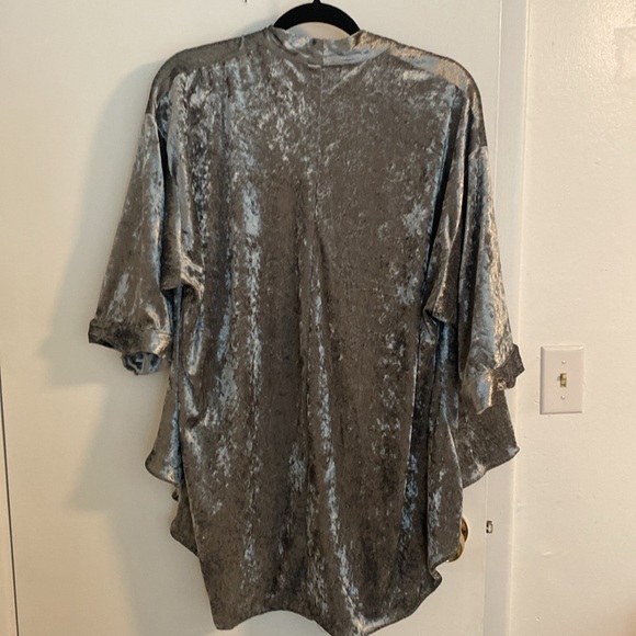 Crushed Velvet Kimono Duster Top.  Size L - Picture 4 of 5